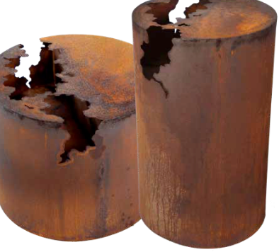 Outside side table which can be filled with plants