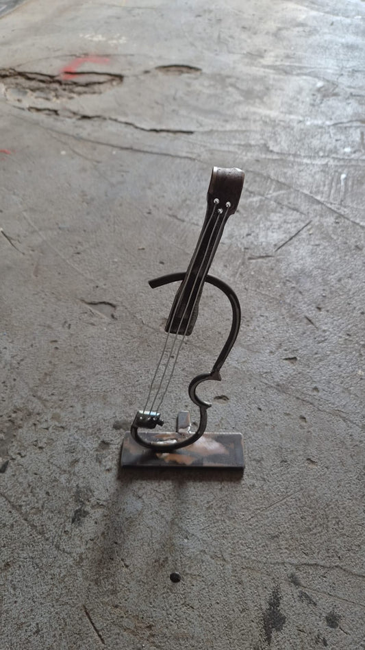 EH Italy steel violin sculpture, front view